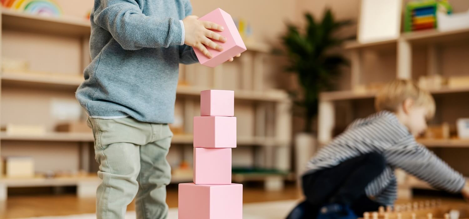 Jak wygląda typowy dzień w przedszkolu Montessori w Poznaniu?